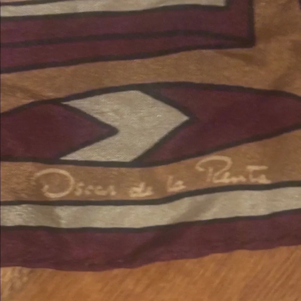 Oscar De La Renta Geometric Patterned Scarf